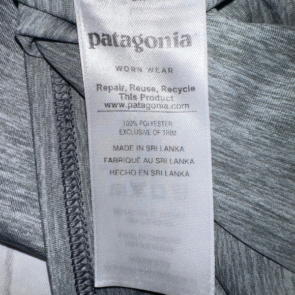 NWOT Women’s XL Patagonia Capilene Baselayer SS Graphic TShirt - Picture 6 of 7